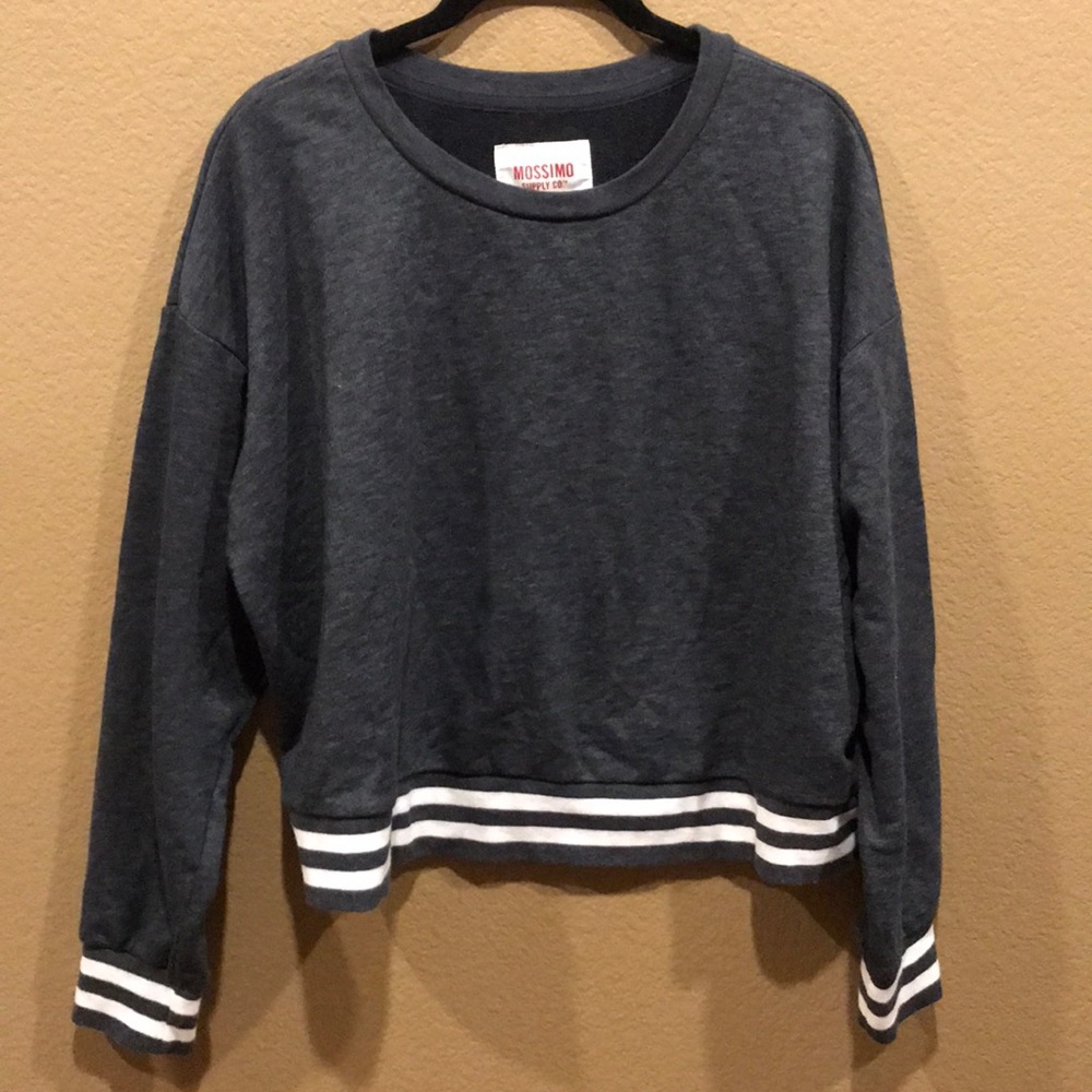 Grey cropped sweatshirt